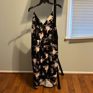 Chelsea 28 NWOT black floral spaghetti strap dress